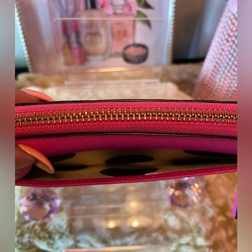 Kate Spade Cedar Street Lacey New York Wallet - Picture 5 of 11